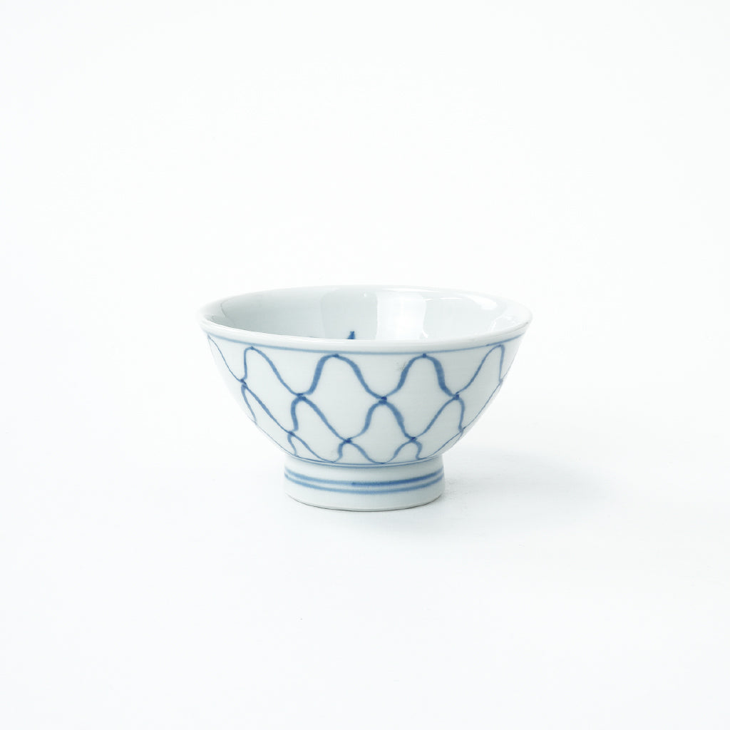 禎山窯】茶碗（網絵・中魚文） – 砥部焼オンライン陶器市
